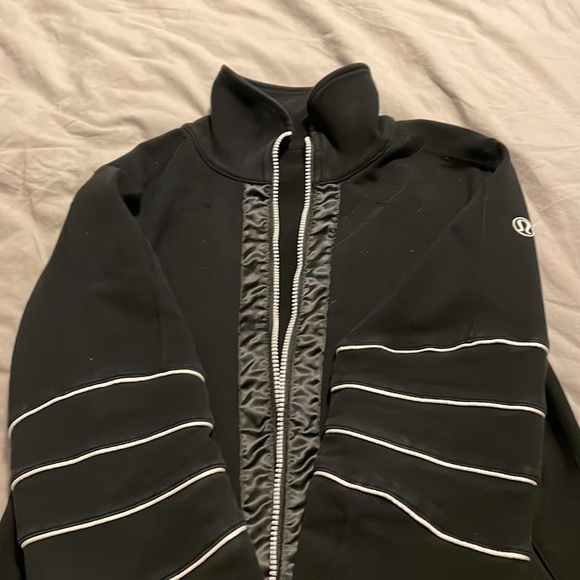 Lululemon slim jacket - Picture 3 of 3